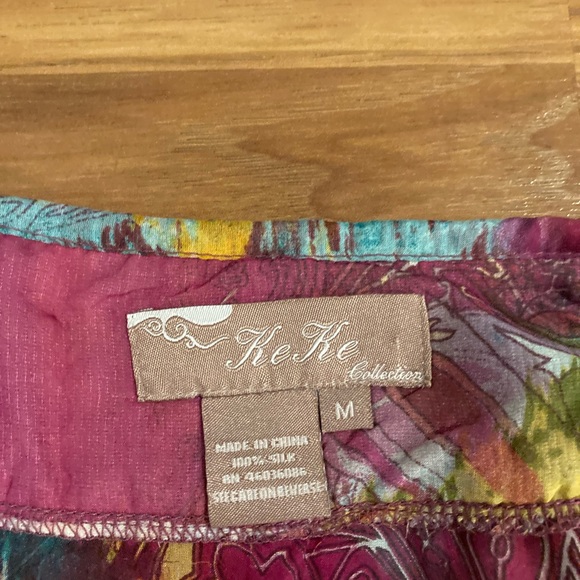 Ke Ke Collection….100% silk ruffled blouse size medium - Picture 4 of 4
